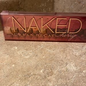 Urban Decay Cherry eyeshadow palette
